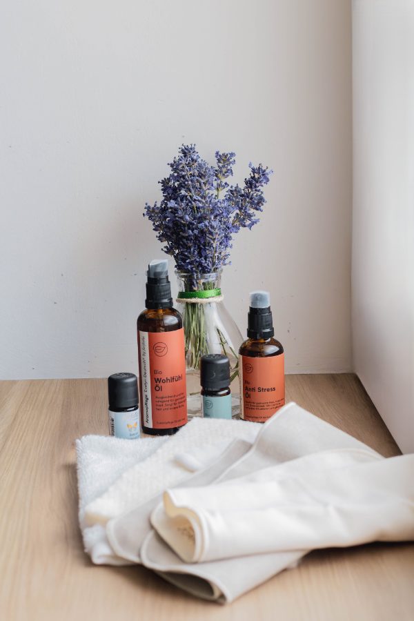 Bio-Aromapflegeöle mit Lavendel